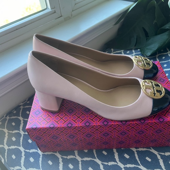 Tory Burch Chelsea 50mm Captoe pump Seashell Pink/Perfect Navy Size 10 - Picture 2 of 8